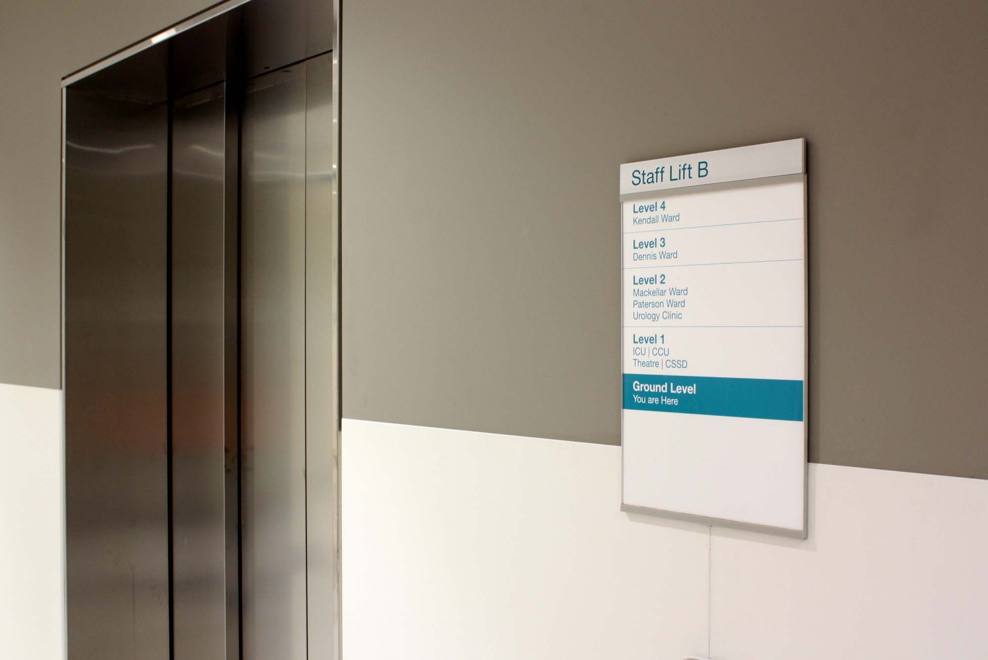 S2K Poster Holder and AM header installed in a hospital